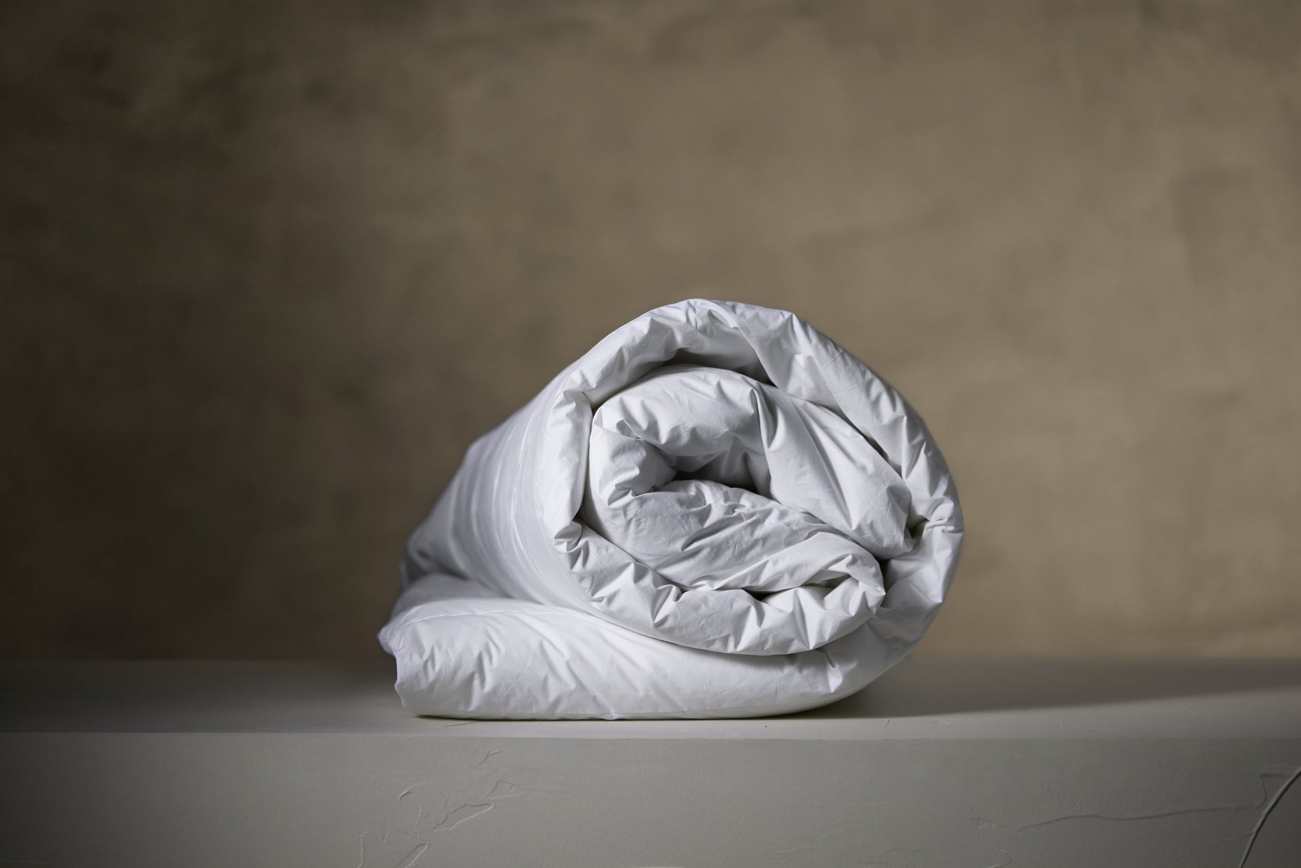 European White Goose, 90% Down Duvet, Fill Power 755 - Image 3